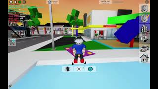 Играю в прятки в Брукхейвен в Roblox на приватном сервере