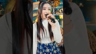 Sepiring Berdua || Cantika Davinca #shorts #dangdut #dangdutterbarukoplo #cantikadavinca