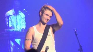 Nick Carter cover backstreet boys "I want it that way" Montreal November 5th 2011