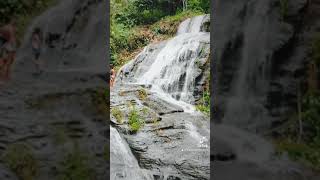 Una de las Cascadas que conectan con el embalse la Esperanza Ubicada en el sitio - Caña Chica.