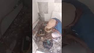 This is how to give pressure to clean water pipes, so they don't burst#shorts