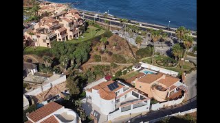 Villa con dos viviendas independientes frente al mar. El Faro, Mijas Costa