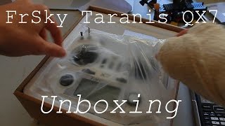 FrSky Taranis QX7 ~ Unboxing