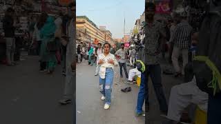 😜🔥 #publicreaction #danceinpublic #bhojpuri #ytshorts #sahelirudra #kamariyadole #viral