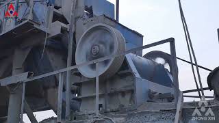 Vibrating screen jaw crusher