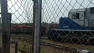 1 sd40 rumo e 4 c307,pátio da nob Bauru-SP