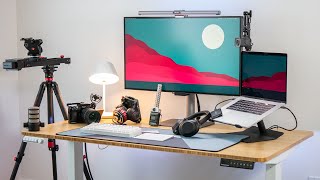 YouTuber Desk Setup & Filming Gear!