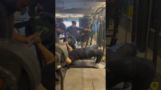 #benchpress #challenge #strengthtraining #hardwork #publicreaction #trendingshorts