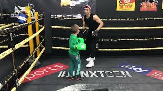 Nikola learn sparing with kingsafi57 in Golden gloves Liverpool