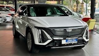 First Look Cadillac LYRIQ Luxury EV Review Interior and Exterior