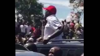 President Kenyatta slams NASA and Raila- he only wants carpet and bread!