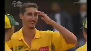 Jason Gillespie bowling, 2 brilliant slower deliveries to Cronje and Kallis #cricket