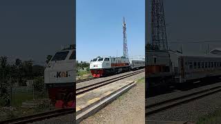 KA.Psundan Kmbli mlintas Cpat,Tjuan Kiarcondong-Surabaya Gubeng #keretaapi #kai