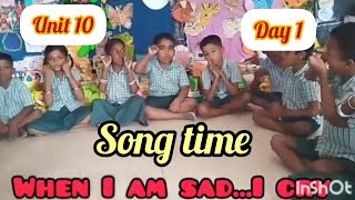 Unit 10/Day 1/song time feelings/When i  am happy/English Ennum Ezhuthum