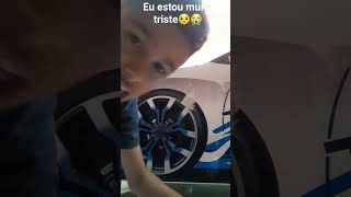 estou muito triste 😢  não consigo virar uma figurinha