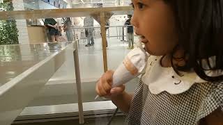 Es Krim Terenak Ya Punya IKEA ! Lembut, Enak, Lezat @muhammadredy19