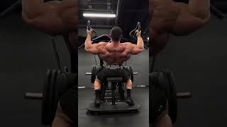 اخر تحديث للبطل ديريك لانسفورد بعضلات ظهر متفجرة قبل البطولة ب ايام#mrolympia #bodybuilding