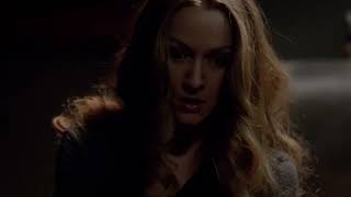 The Following - Molly stabbs Ryan and Claire