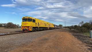 IMG 2329 P2503 P2515 6G52 empty grain to Mingenew former Strawberry Siding 14/6/24 Vid: Phil Melling