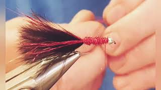 Tying a Black & Red Streamer