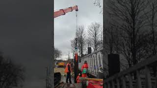 Pajot 1200C air hammer back driving sheet piles in Tooting, London