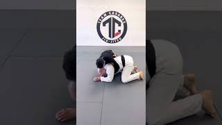 How to Choke Someone Using Your Hand Behind the Head #jiujitsu #martialarts #mma