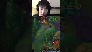 DOUBLELIFT CARRIES XQC and LACARI in LEAGUE