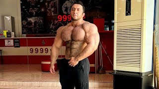 BOUNCE PECS AND POSING PRACTICE WITH ILYASKHAN UMARALIEV BODYBUILDER