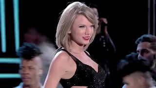 Taylor Swift - New Romantics (Taylor's Version) (Official New Music Video)