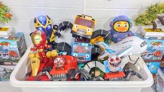 Kotak Berisi Mainan Kereta Choo Choo Charles, Bus Eater, Thomas Exe, Mobil Poplisi, Robot Ironman