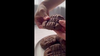 Date-Sweetened Peanut Butter Cookies