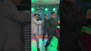 Dancing Dads: The Pandeys who stole the show. #dance #trending #salmankhan #dad #uncle