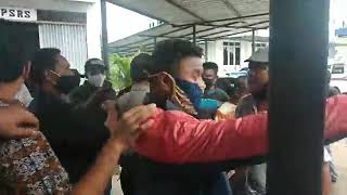 Keluarga jenasah mengamuk di RS Embung Fatimah, karna di vonis Covid-19