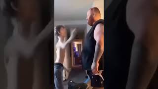 Big man slaps skinny kid 🫡