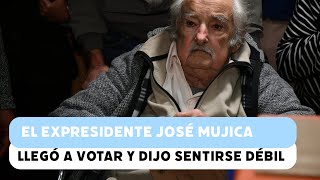 Temprano en la mañana y en silla de ruedas, José Mujica llegó a votar en las elecciones nacionales