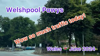 We are in Welshpool and heading on the A458 towards Llanfair Caereinion in all the Sunday traffic