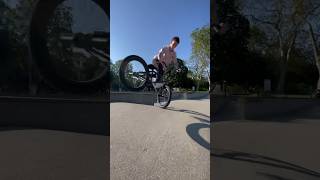 180 Footjam Tailwhip BMX