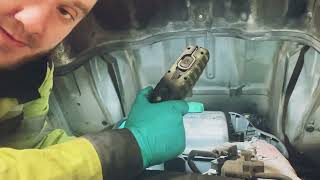 A day in the life of a HGV Mechanic- DAF CF85 Euro 6- how to replace a coolant header tank.