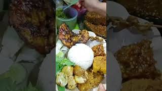 Ayam Penyet Sambel Uleg & Sambel Ijo