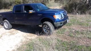 2012 Ford F-150 5.0 - Playing in 4x4 Low