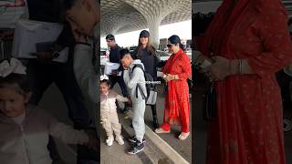 #ShilpaShetty gets snapped at the airport today with her family! ❤️ #shortsvideo