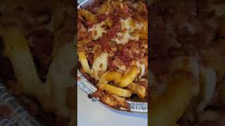 Vincenzo’s in Newhall,CA #pizza #food #foodie #california #wings #shorts #foodlover #shortsvideo