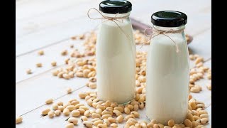 6 Reasons to Drink Soy Milk