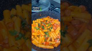 Rigatoni Pasta 🍝 #pasta #shorts #shortsvideos #schoollunchideas #lunchboxideas #fruitday