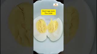 egg white or egg yolks? #dietitian #weightloss #shortvideo #healthtips #diettips #weightgain