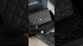 Throwing some classic for you all🖤my last purchased of 2022. Perfect bag for every season #chanel