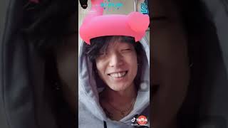 Bobby reading comments 6