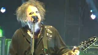 The Cure Caterpillar Girl at Shoreline Amphitheater 2016