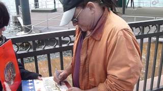 Marty Balin from Jefferson Airplane/Starship signing autographs - TopSignatures.com