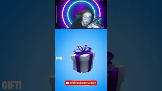 Wolf mommie still at it with the fire gifts 🙏🏼🔥 #fyp#gifts#trending#fortnite